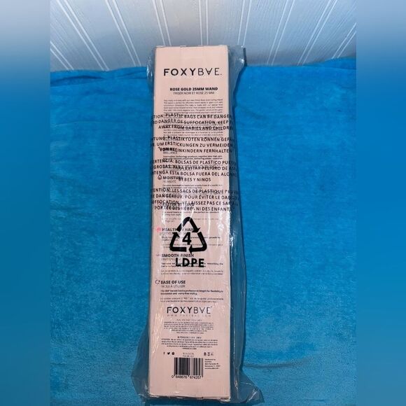 NEW FOXYBAE® 25MM Black Curling Wand With Rose Gold Colored Barrel - Picture 2 of 5